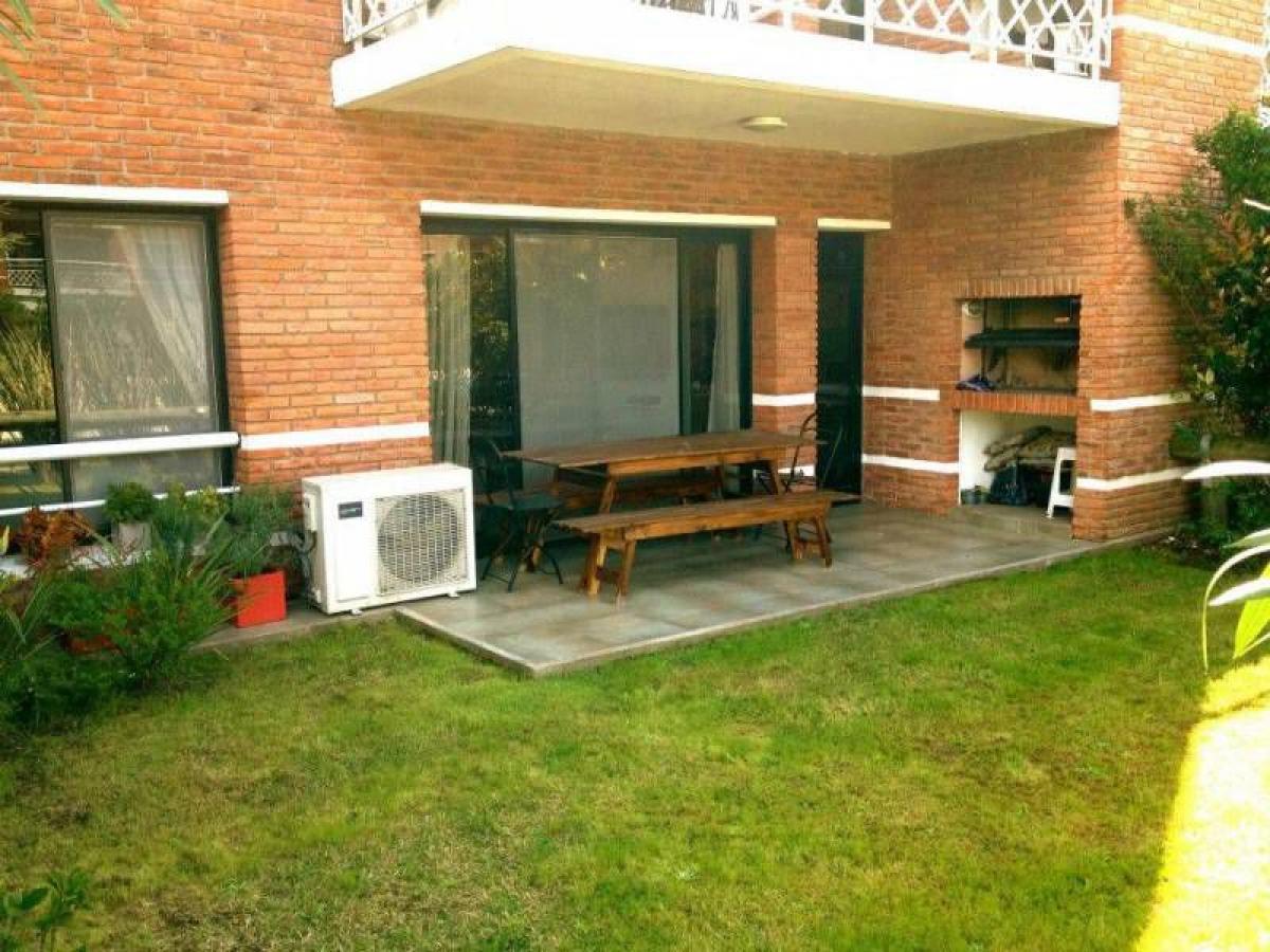 Studio in San Isidro, Argentina, Nr. 92950