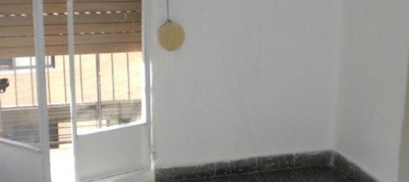 Apartamento de 4 dormitorios en Valencia, Spain No. 172200 3