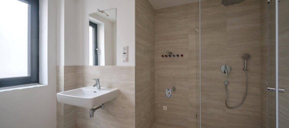 4 rooms Apartment in Meidling, Austria No. 231462 9