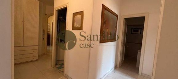 6 rooms Apartment in Rome, Italy No. 41169 5