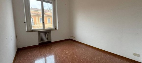 6 rooms Apartment in Rome, Italy No. 32568 24
