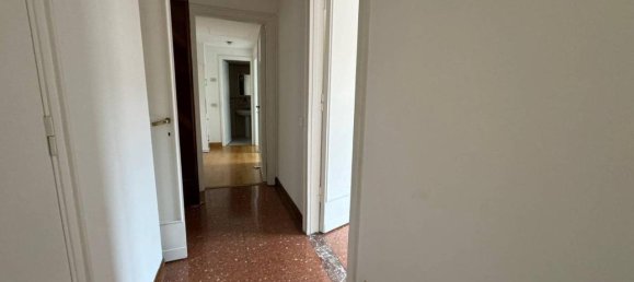 6 rooms Apartment in Rome, Italy No. 32568 23