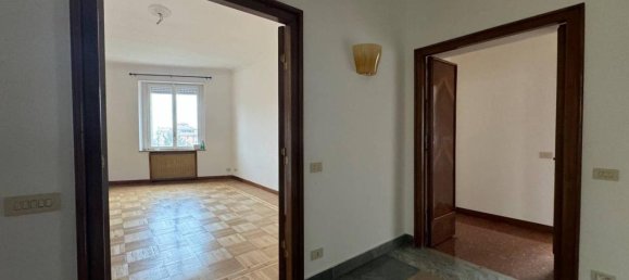 6 rooms Apartment in Rome, Italy No. 32568 19