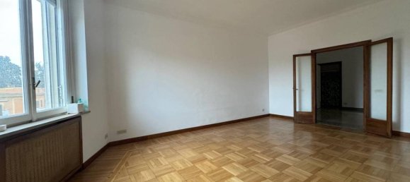 6 rooms Apartment in Rome, Italy No. 32568 12