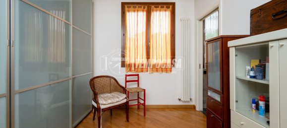 4-Zimmer Wohnung in Castellarano, Italy, Nr. 274477 8