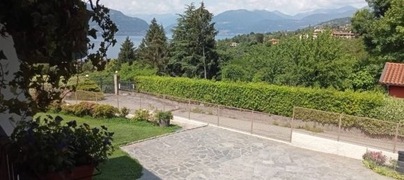 4 Schlafzimmer Villa in Porto Valtravaglia, Italy, Nr. 92220 24