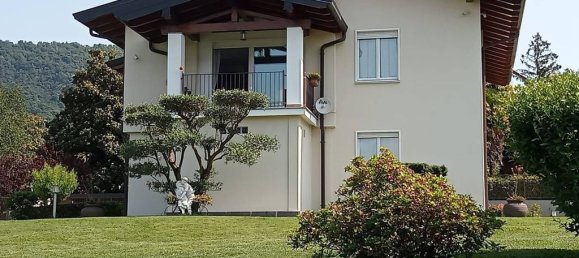 4 Schlafzimmer Villa in Porto Valtravaglia, Italy, Nr. 92220 9