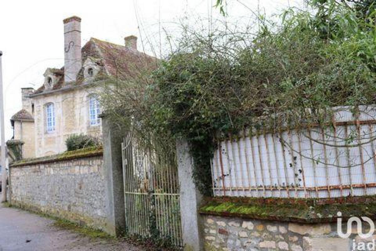 5 bedrooms House in Argentan, France No. 25305