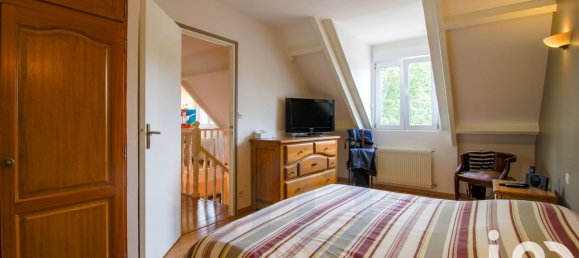 Casa de 4 dormitorios en Epone, France No. 327077 13