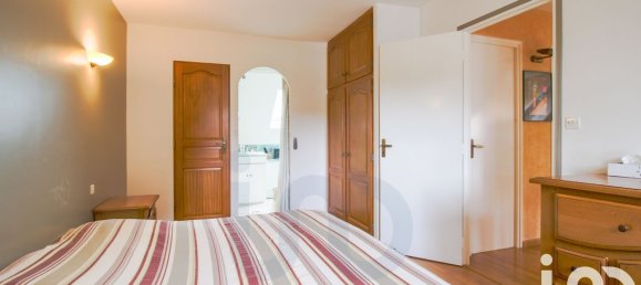 Casa de 4 dormitorios en Epone, France No. 327077 14