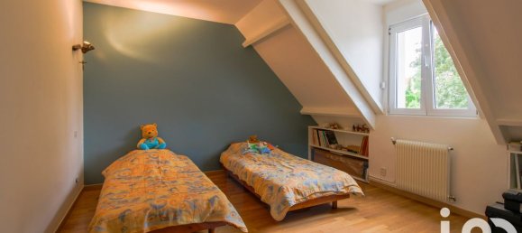 Casa de 4 dormitorios en Epone, France No. 327077 15