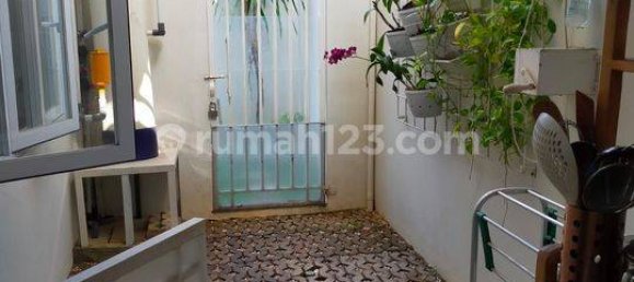 4 bedrooms House in Tangerang, Indonesia No. 1488 8