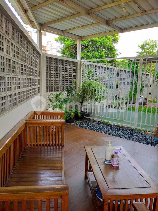 4 bedrooms House in Tangerang, Indonesia No. 1488