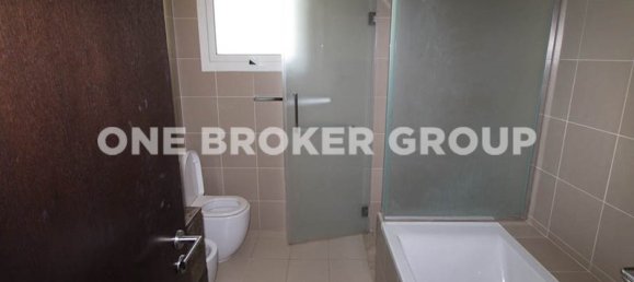 3 bedrooms Villa in Al Barsha, UAE No. 1146 11