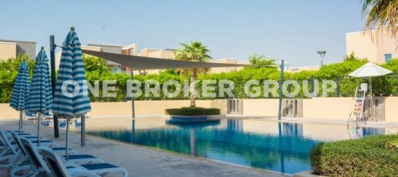 3 bedrooms Villa in Al Barsha, UAE No. 1146 14