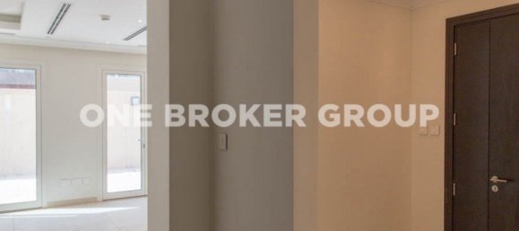 3 bedrooms Villa in Al Barsha, UAE No. 1146 6