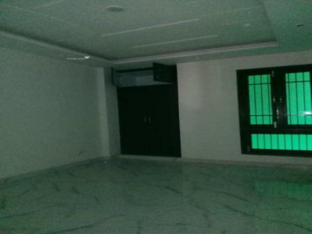 5 bedrooms House in Ghaziabad, India No. 23442