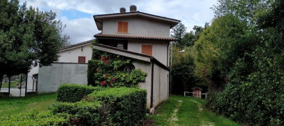 Дом с 3 спальнями в Лабро, Италия № 312654 3