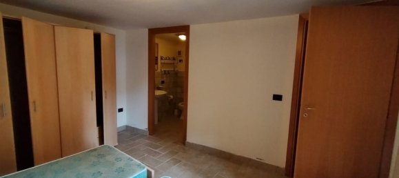 Дом с 3 спальнями в Лабро, Италия № 312654 16