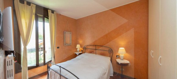 3-salle Appartement à Monza, Italy No. 26645 10