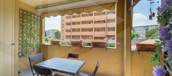 3-salle Appartement à Monza, Italy No. 26645 28