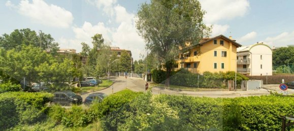 3-salle Appartement à Monza, Italy No. 26645 25