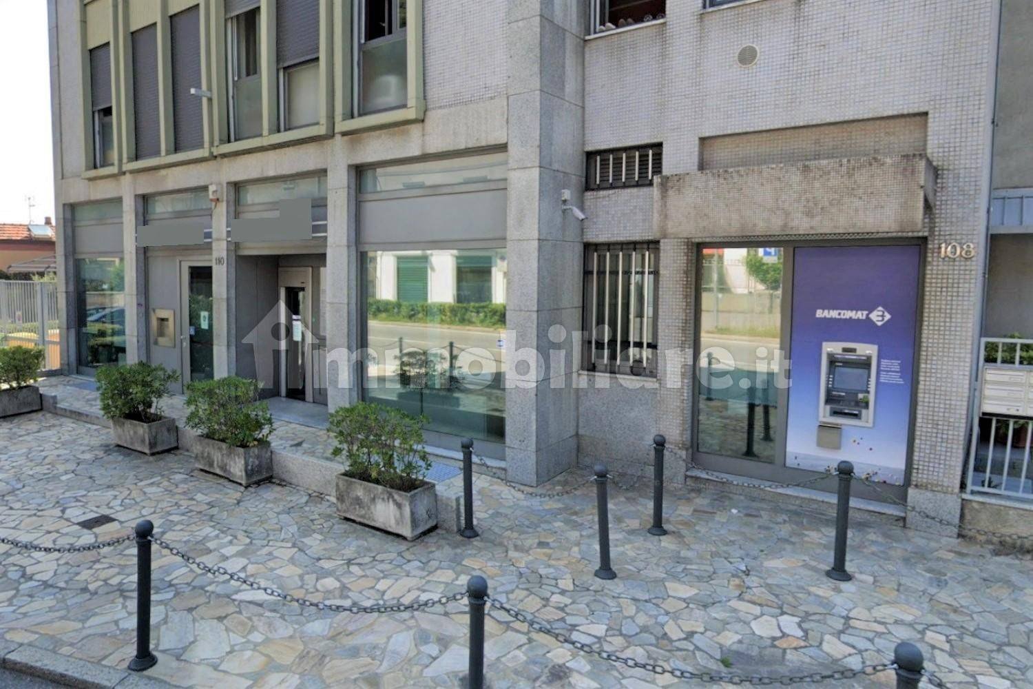 Коммерческая недвижимость 276м² в Лекко, Италия № 319661