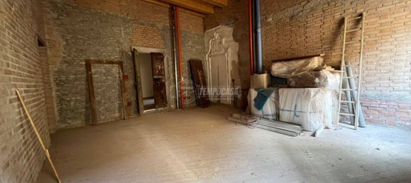 3 bedrooms Apartment in Finale Emilia, Italy No. 167564 4