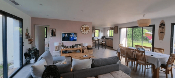 Villa de 5 dormitorios en Biscarrosse, France No. 1896 8