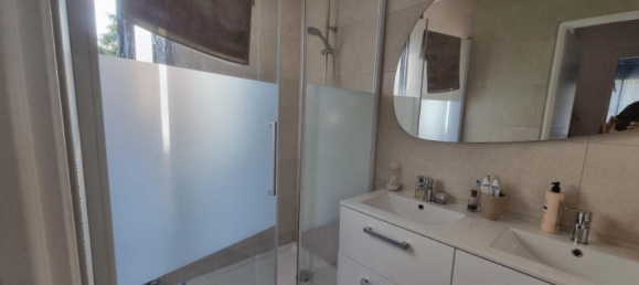 Villa de 5 dormitorios en Biscarrosse, France No. 1896 17