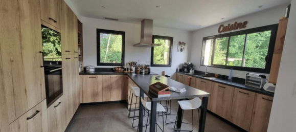 Villa de 5 dormitorios en Biscarrosse, France No. 1896 10