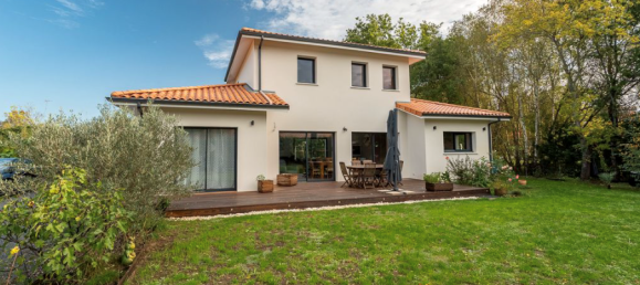 Villa de 5 dormitorios en Biscarrosse, France No. 1896 4