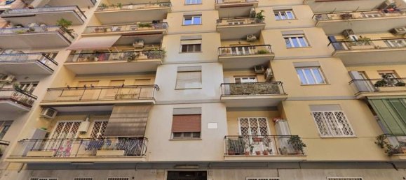 2 bedrooms Apartment in Rome, Italy No. 376105 17