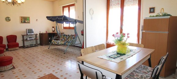 Квартира с 6 комнатами в Санта Кроче Камерина, Италия № 300144 3