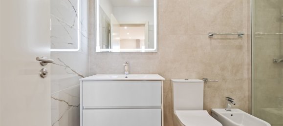 3 bedrooms House in Funchal, Portugal No. 121417 10