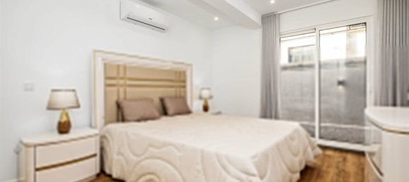 3 bedrooms House in Funchal, Portugal No. 121417 2