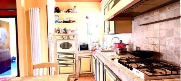 2 Schlafzimmer Wohnung in Pederobba, Italy, Nr. 279958 10