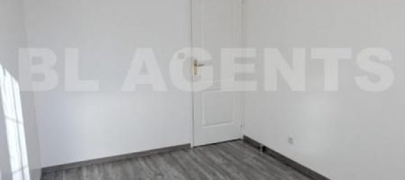 3 bedrooms Villa in Sammeron, France No. 325612 8