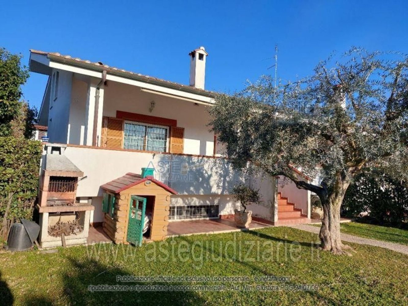 Apartamento de 5 habitaciónes en Rome, Italy No. 283087