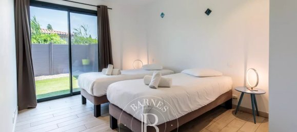 3 bedrooms Villa in Lecci, France No. 92337 8