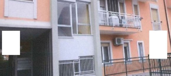 4 rooms Apartment in San Giuliano Milanese, Italy No. 29816 16