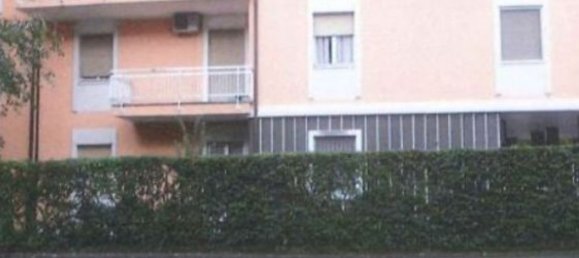 4 rooms Apartment in San Giuliano Milanese, Italy No. 29816 15
