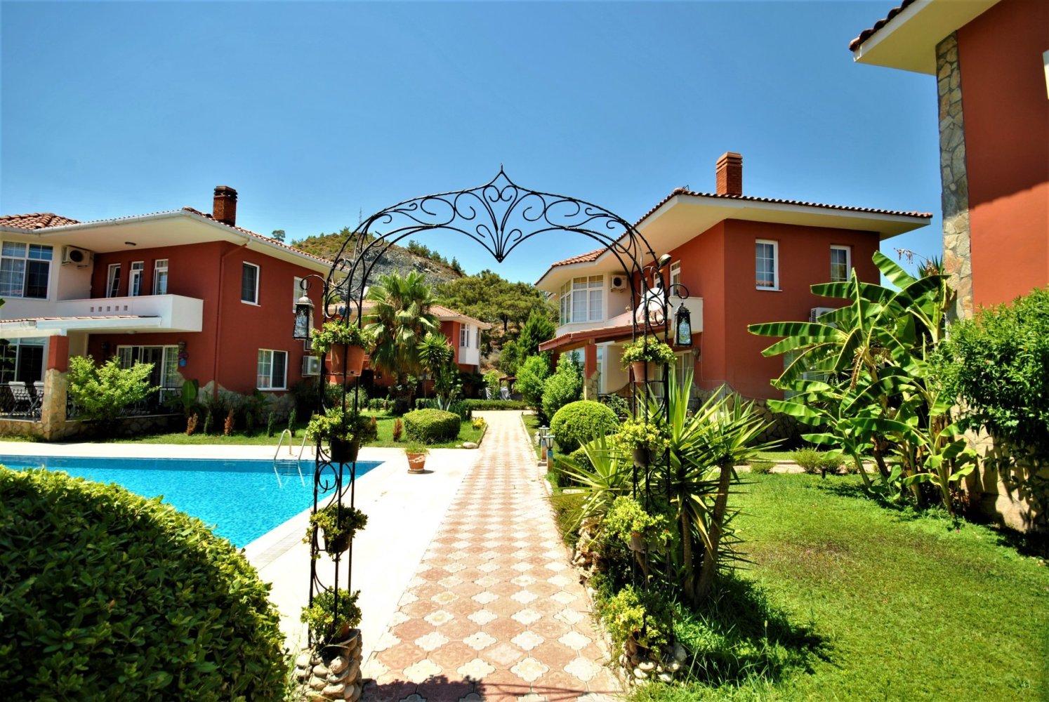 Villa 3+1 in Kemer, Turkey No. 42839