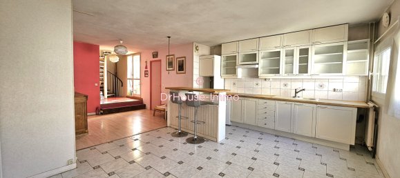 4 Schlafzimmer Doppelhaus in Evry, France, Nr. 174819 3