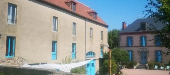10 bedrooms House in Noyant-d'Allier, France No. 196530 4