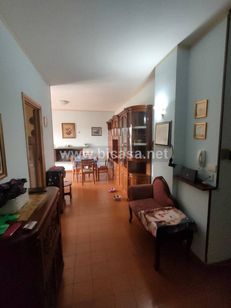 Apartamento de 2 dormitorios en Vallefoglia, Italy No. 313551