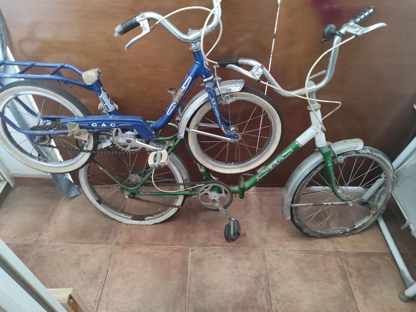 Apartamento T4 em Esplugues de Llobregat, Spain N.º 188945