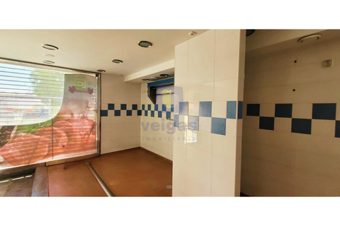 36m² Commercial property in Loures, Portugal No. 290898