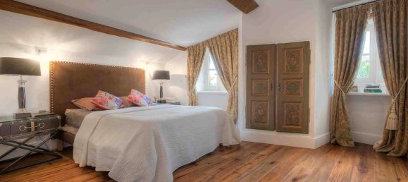 6 bedrooms Villa in Mougins, France No. 1975 2