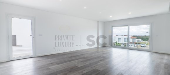 4 bedrooms Villa in Seixal, Portugal No. 100692 2